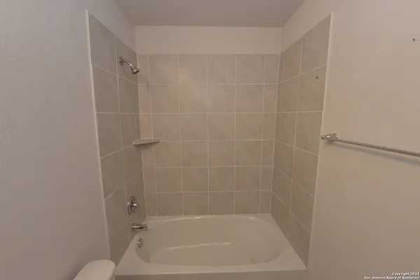 $2,300 | 4626 Chalk Flats, San Antonio, TX 78253