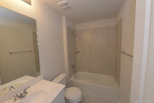 $2,300 | 4626 Chalk Flats, San Antonio, TX 78253