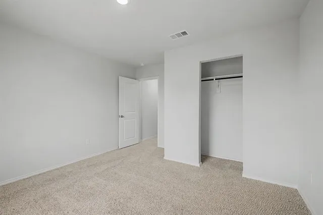 $2,150 | 213 Arbor Court, Granbury, TX 76048