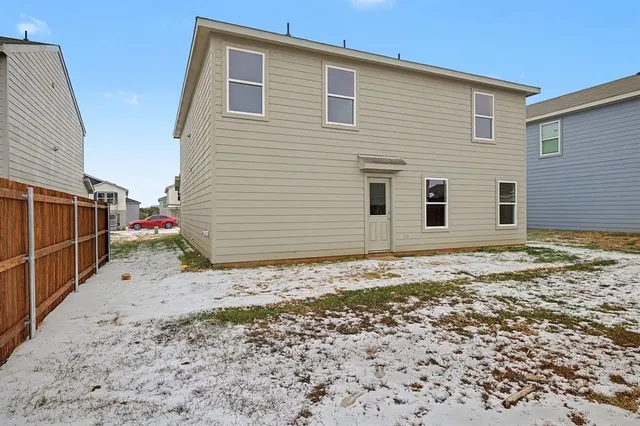 $2,150 | 213 Arbor Court, Granbury, TX 76048