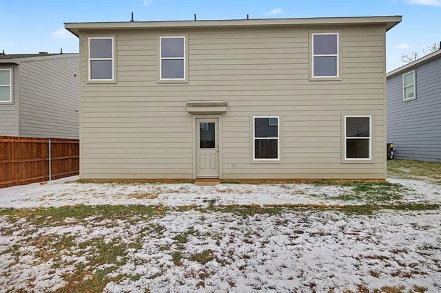 $2,150 | 213 Arbor Court, Granbury, TX 76048