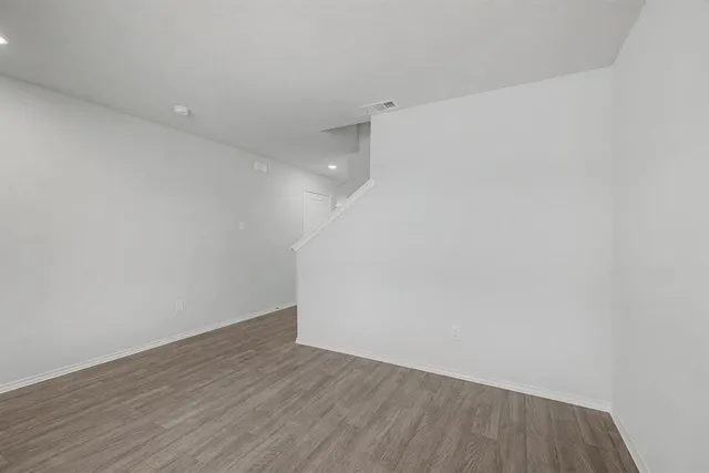 $2,150 | 213 Arbor Court, Granbury, TX 76048