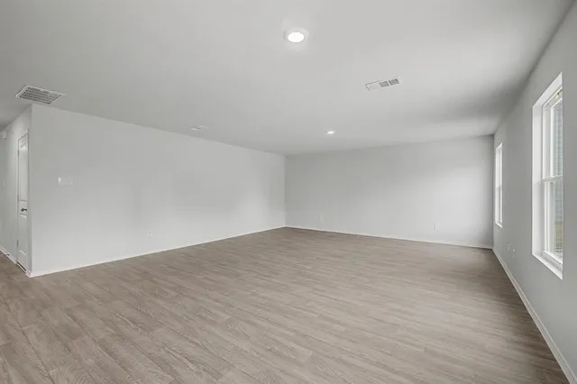 $2,150 | 213 Arbor Court, Granbury, TX 76048