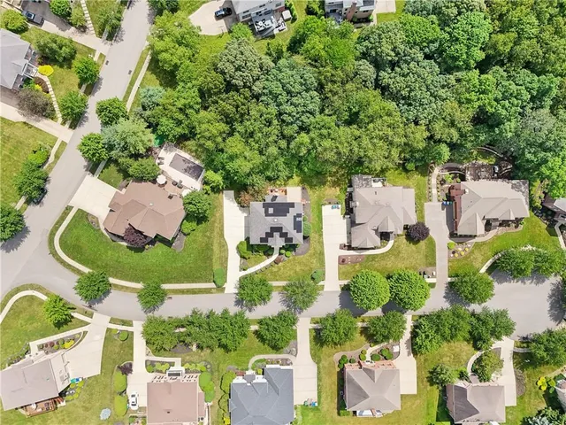 $3,800 | 403 Worth Court, Cranberry Township, PA 16066