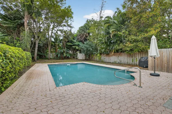 $11,000 | 2464 Northwest 66th Drive, Boca Raton, FL 33496
