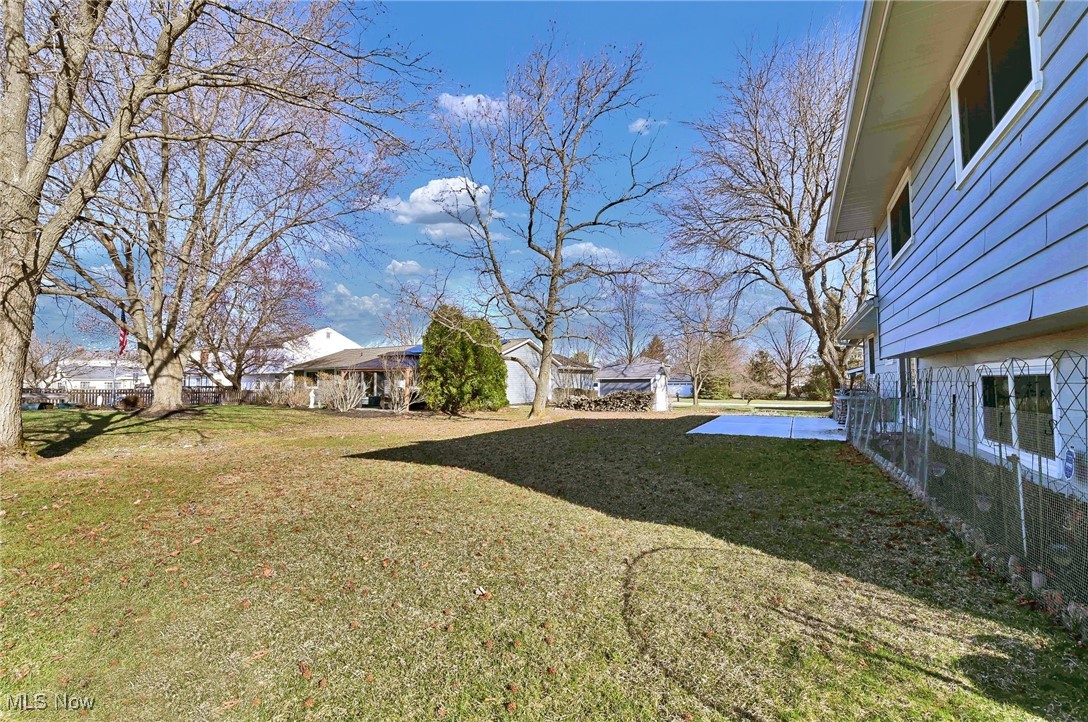 18008 Howe Road Strongsville, OH 44136 - Photo 39 of 42