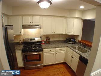 32 Deer Run Road Perkasie, PA 18944 - Photo 3 of 12 Kitchen