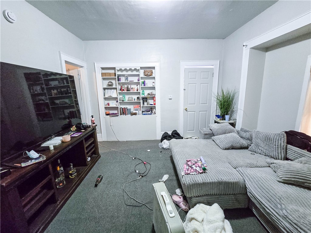 524 Dewey Avenue Rochester, NY 14613 - Photo 3 of 13