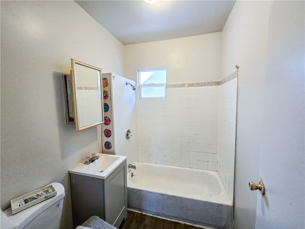 524 Dewey Avenue Rochester, NY 14613 - Photo 10 of 13