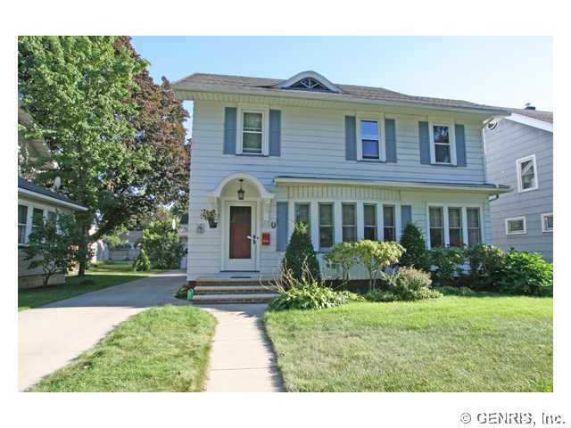 73 Wimbledon Road Irondequoit, NY 14617 - Photo 1 of 1 Exterior Front