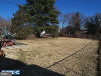 97 Woodlawn Road Warminster, PA 18974 - Photo 6 of 6 Exterior Back