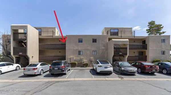 $164,900 | 41 Vista Rafael Parkway, Reno, NV 89503