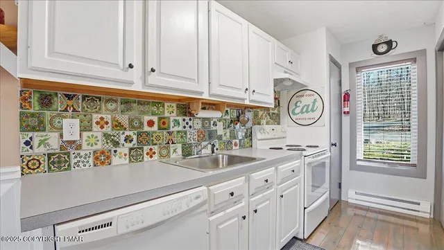 $229,000 | 119 Downhill Lake, Lake Harmony, PA 18624