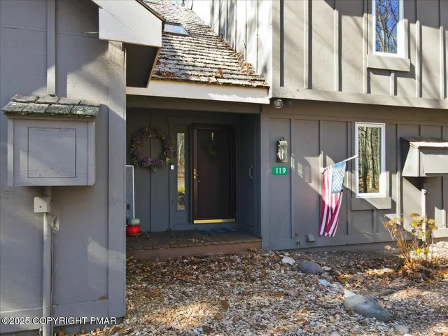 $229,000 | 119 Downhill Lake, Lake Harmony, PA 18624