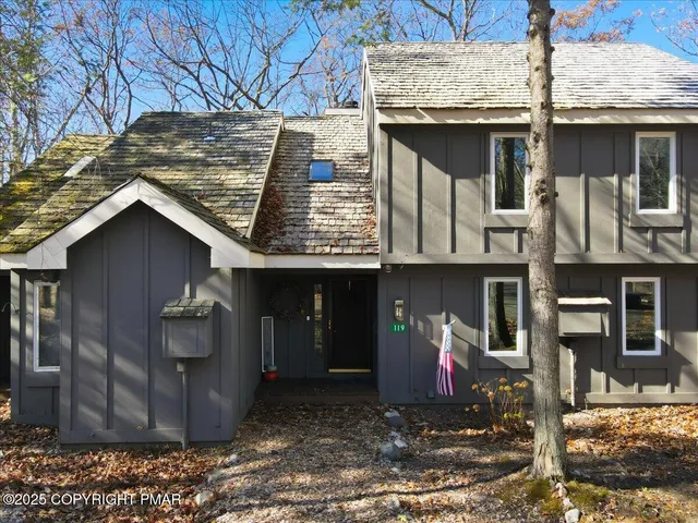 $229,000 | 119 Downhill Lake, Lake Harmony, PA 18624