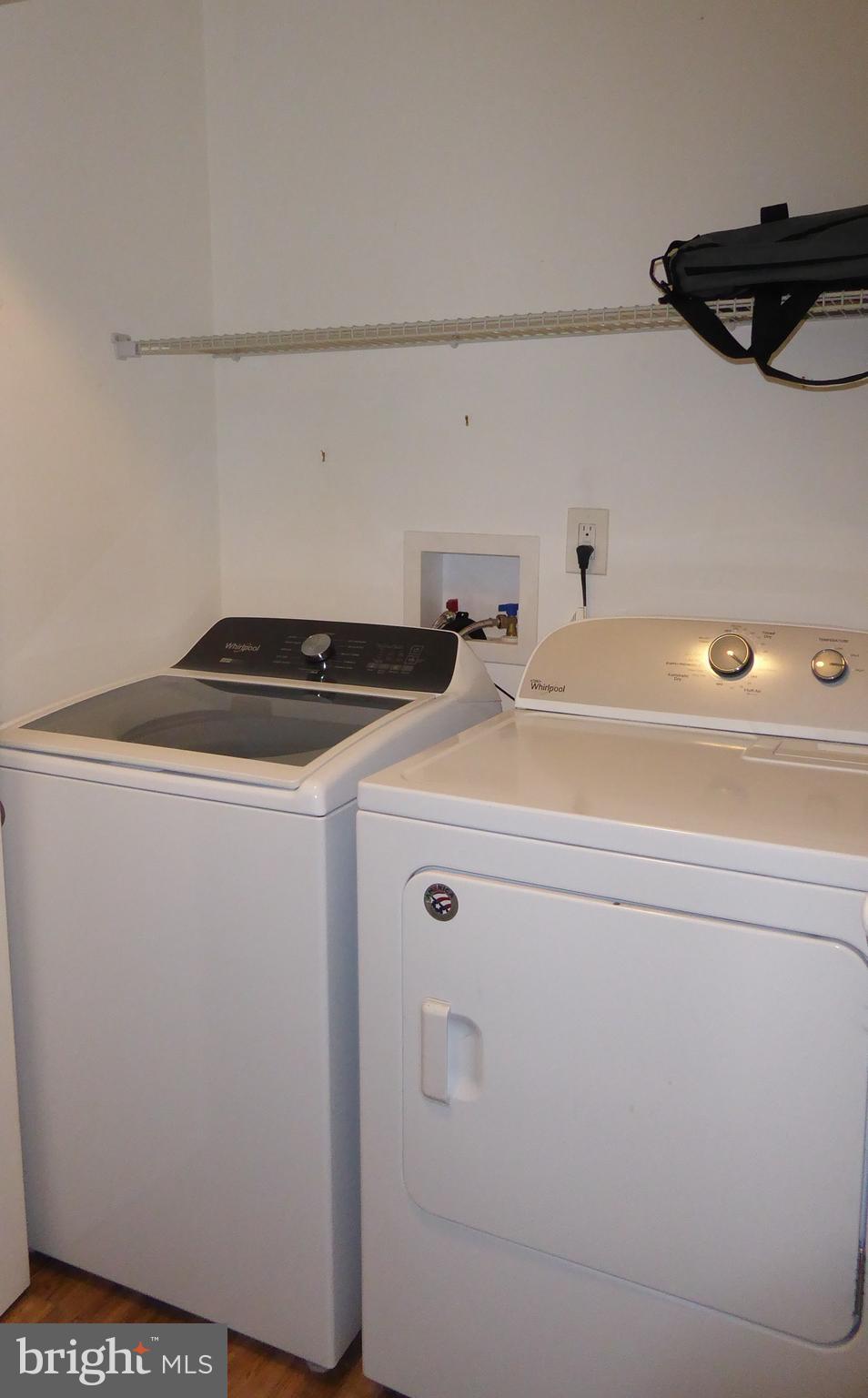 4 Hamilton Court Berlin, NJ 08009 - Photo 29 of 46 a utility room with dryer and washer
