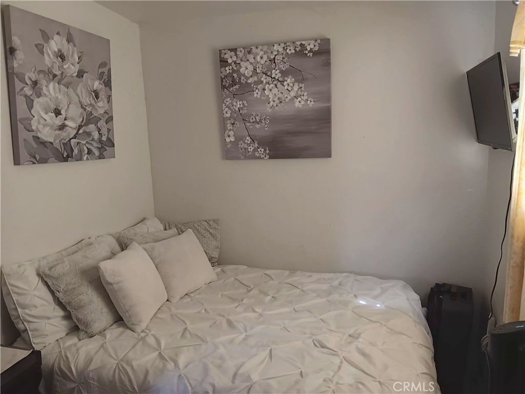 23390 Forrest Road Perris, CA 92570 - Photo 2 of 9