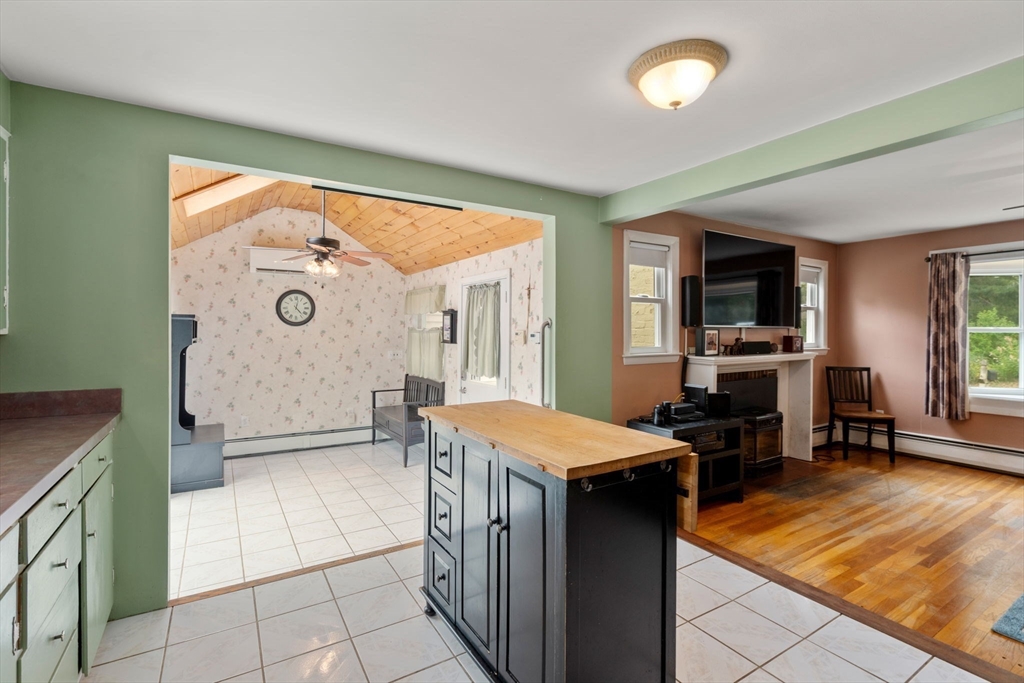 25 Wilson Street Beverly, MA 01915 - Photo 17 of 30