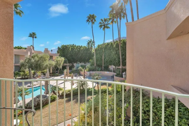 $425,000 | 1555 North Chaparral Road, Unit 207, Palm Springs, CA 92262