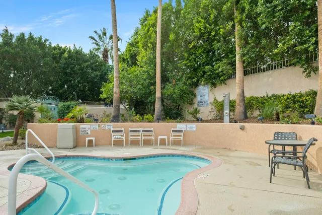 $425,000 | 1555 North Chaparral Road, Unit 207, Palm Springs, CA 92262