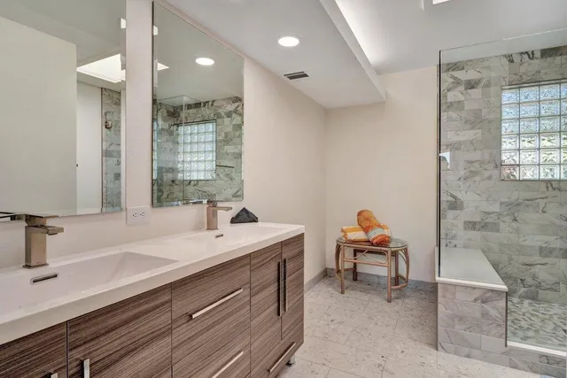 $425,000 | 1555 North Chaparral Road, Unit 207, Palm Springs, CA 92262