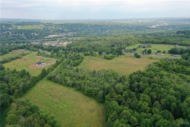 $350,000 | Chapman Road, New Hartford, NY 13413