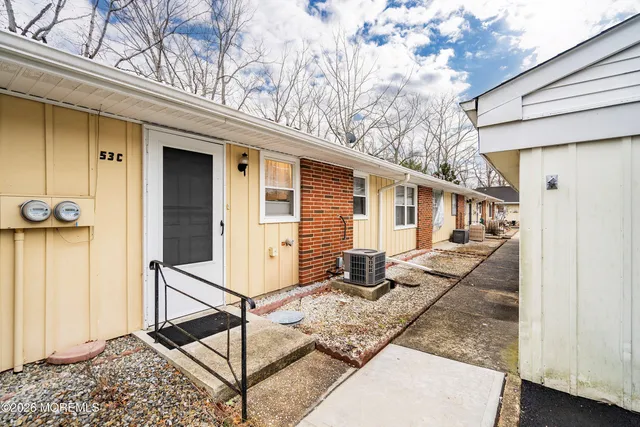 $199,500 | 53 C Cambridge Court, Lakewood, NJ 08701
