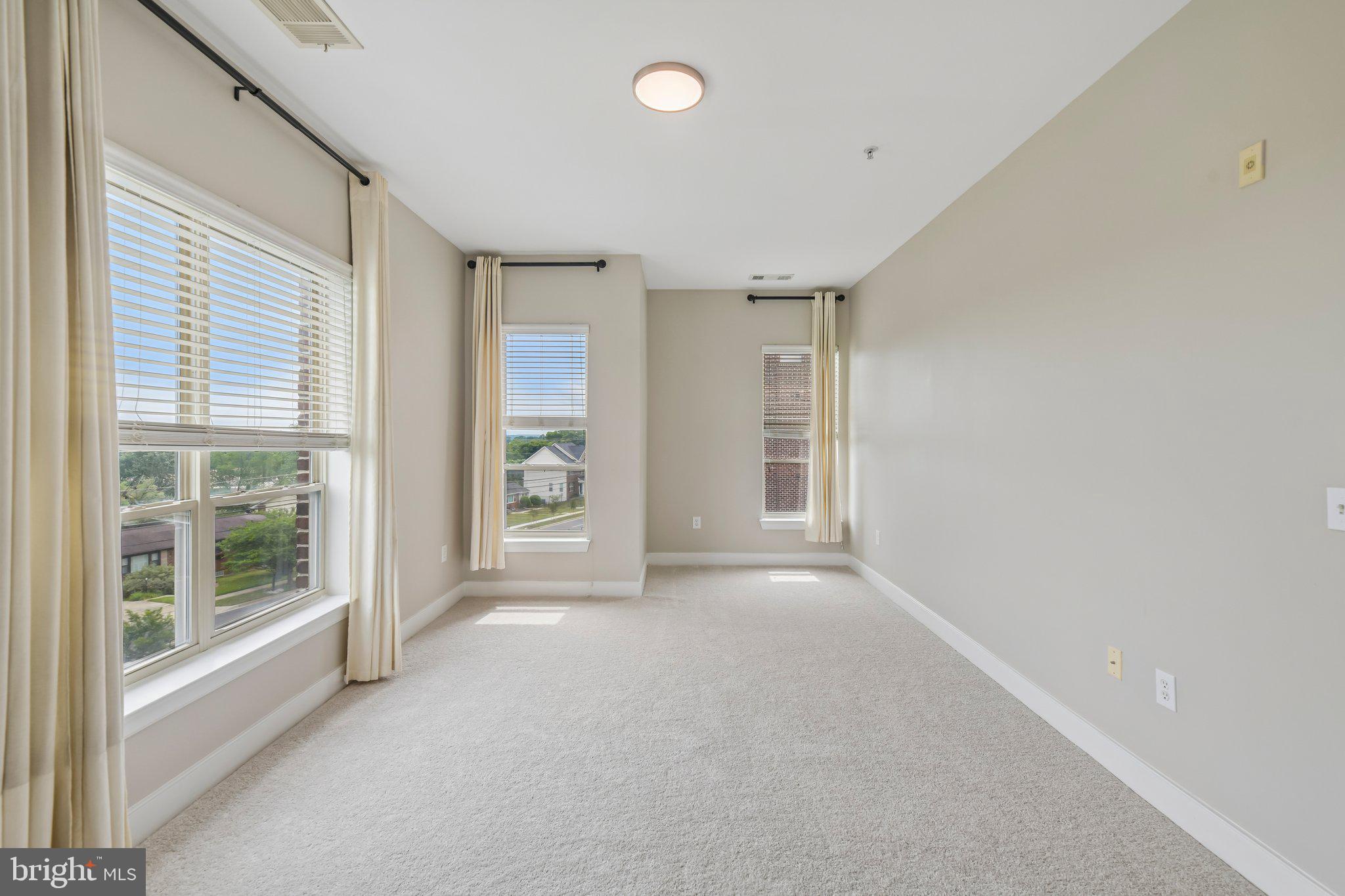 4703 Old Soper Road, Unit 545 Suitland, MD 20746 - Photo 36 of 44