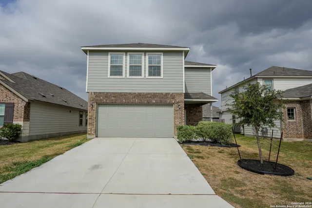 $2,100 | 2079 Chelsea Grove, New Braunfels, TX 78130