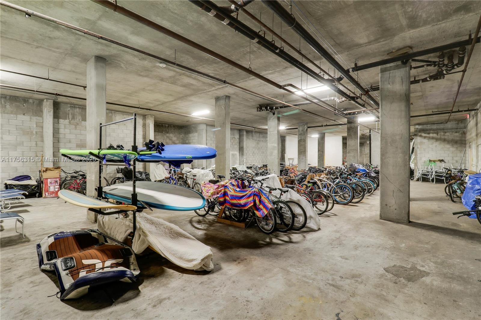 1300 Florida A1A, Unit 325 Jupiter, FL 33477 - Photo 41 of 44 a view of a room with gym equipment