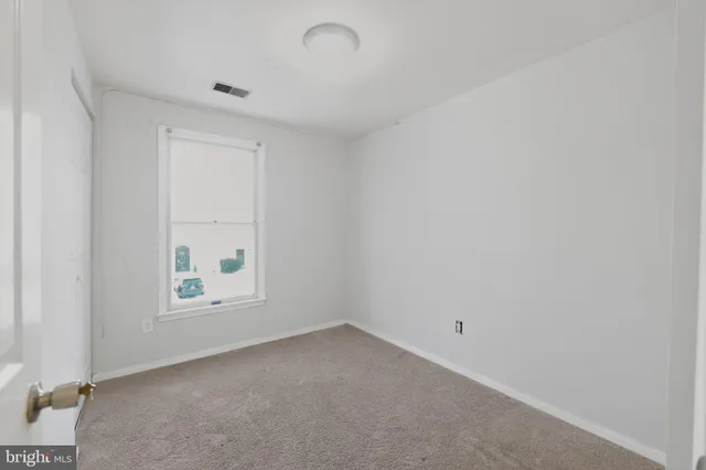 $400,000 | 14 Seek Court, Takoma Park, MD 20912