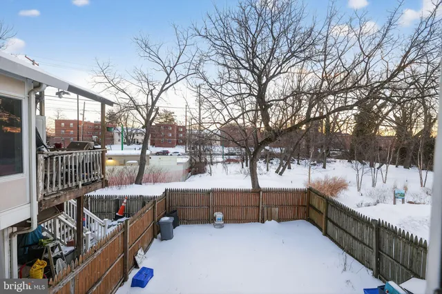 $400,000 | 14 Seek Court, Takoma Park, MD 20912