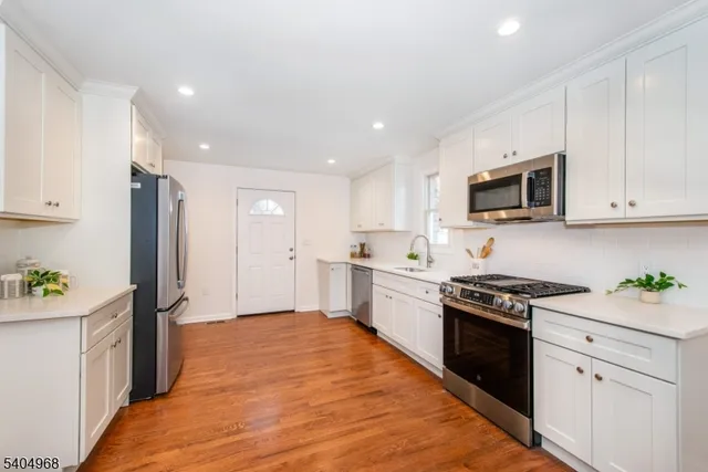 $699,000 | 2210 Stecher Avenue, Union, NJ 07083