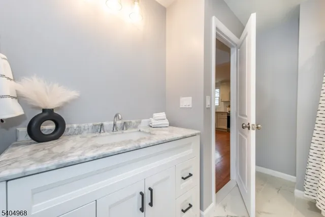 $699,000 | 2210 Stecher Avenue, Union, NJ 07083