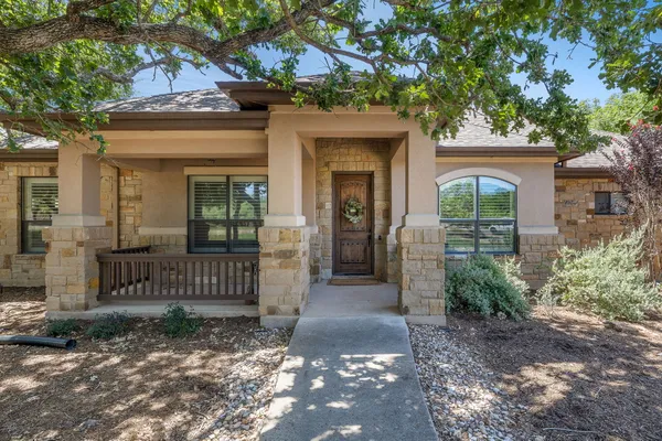 $725,000 | 165 Silverado Drive, Georgetown, TX 78633