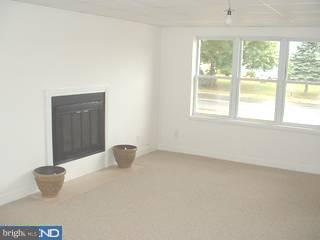 543 Four Mile Branch Road Sicklerville, NJ 08081 - Photo 2 of 4 Gallery Image 2