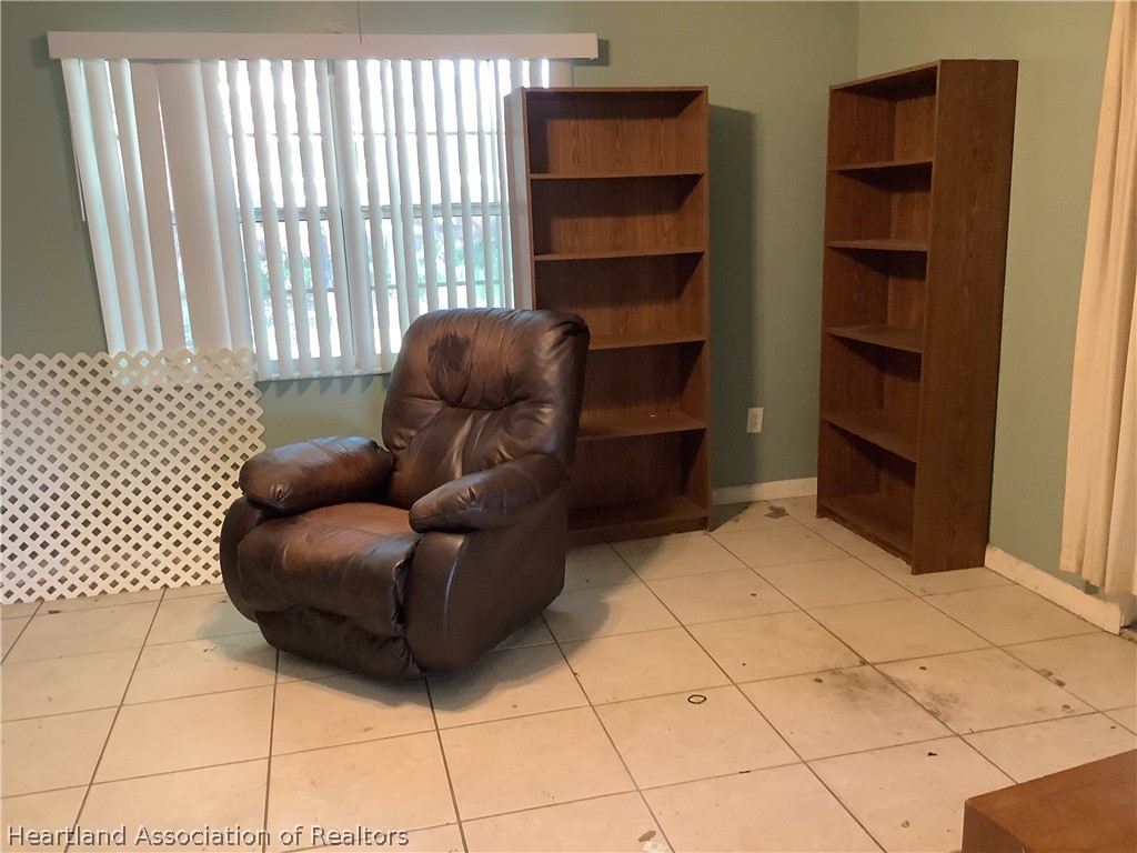 1123 Forest Road Sebring, FL 33872 - Photo 3 of 11