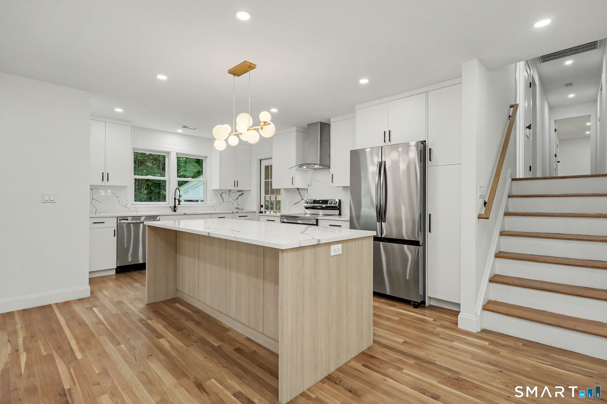 8 Live Oak Road Norwalk, CT 06851 - Photo 13 of 40