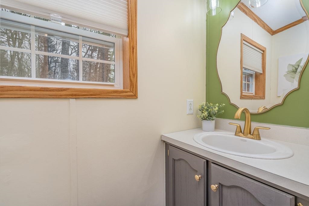 37 Cardinal Way Barrington, NH 03825 - Photo 20 of 31