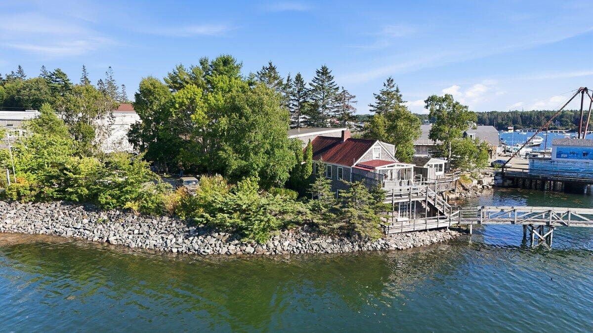 164 Clark Point Road Southwest Harbor, ME 04679 - Photo 6 of 77 164 Clark Point Rd. 15 of 107