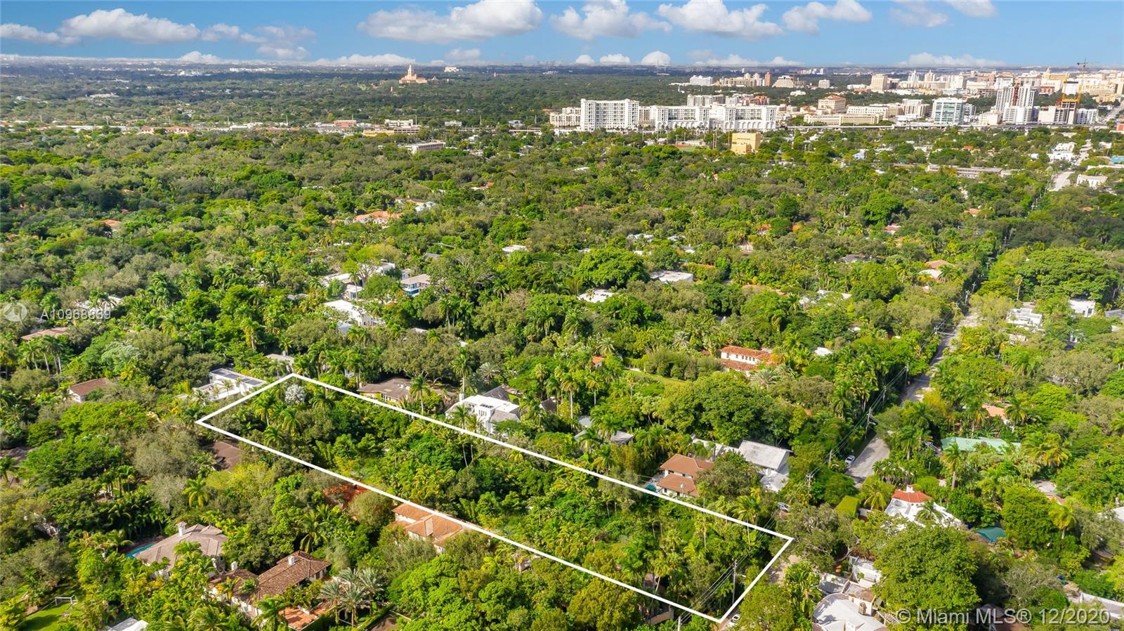 3940 Douglas Road Miami, FL 33133 - Photo 7 of 9