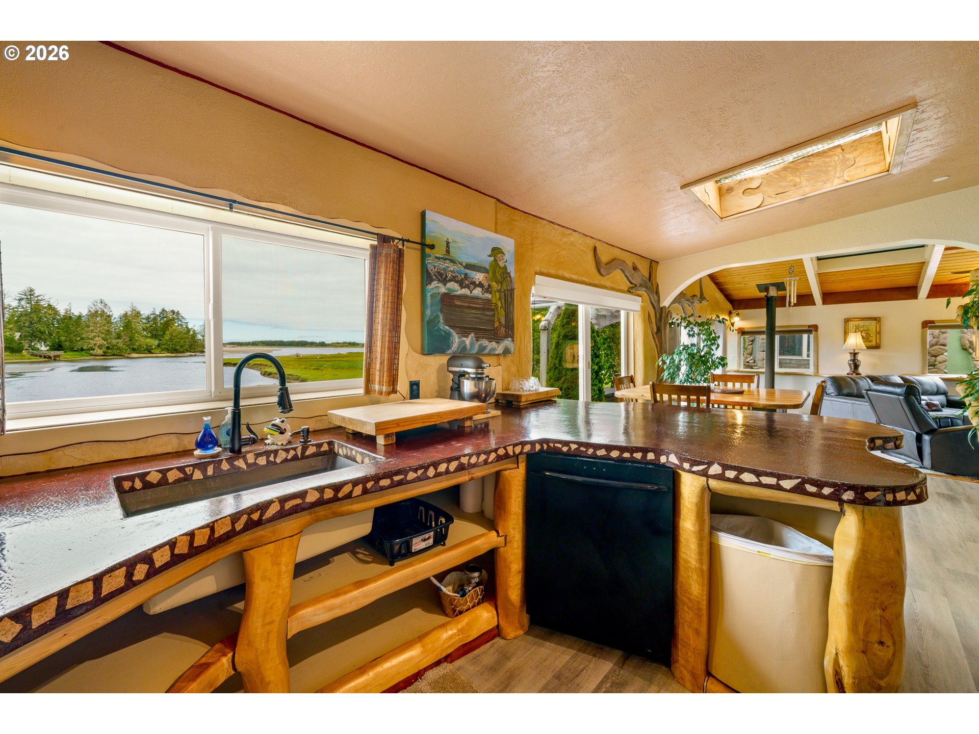 2674 Highway 101 Seaside, OR 97138 - Photo 15 of 48