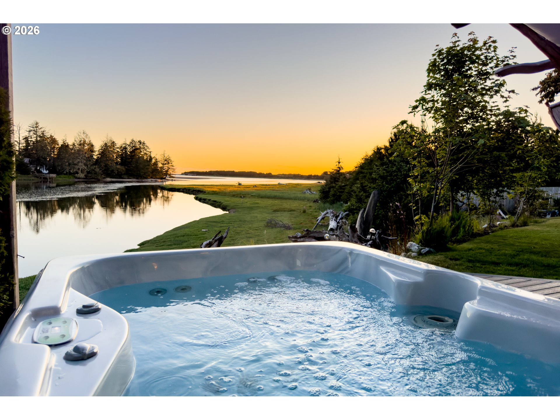 2674 Highway 101 Seaside, OR 97138 - Photo 37 of 48