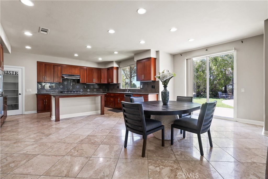 1055 Lowry Ranch Road Corona, CA 92881 - Photo 20 of 75
