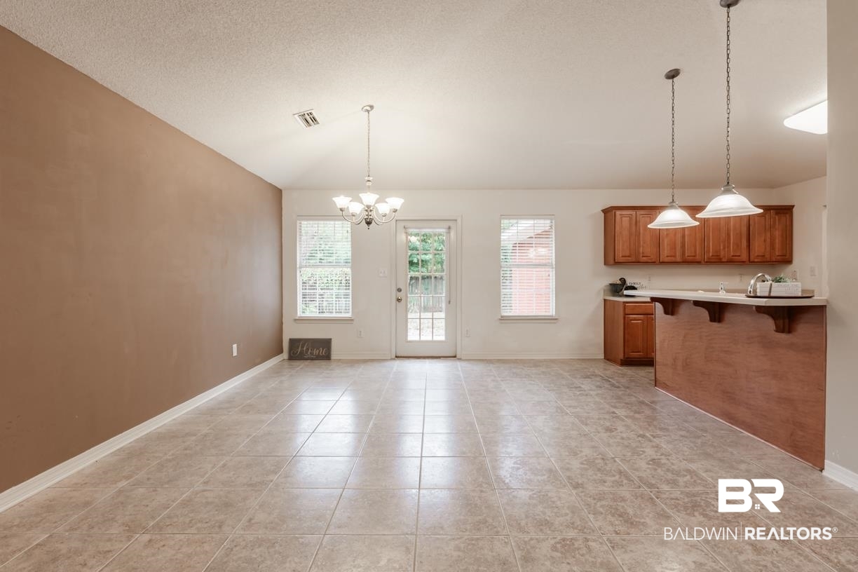 8261 Pecan Court Daphne, AL 36526 - Photo 9 of 32