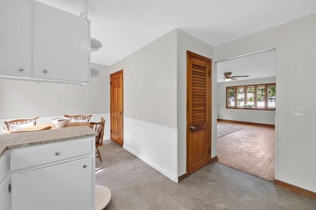 232 Almira Road Springfield, MA 01119 - Photo 9 of 36