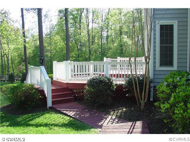 14311 Sylvan Ridge Road Chesterfield, VA 23838 - Photo 3 of 11 Exterior Back