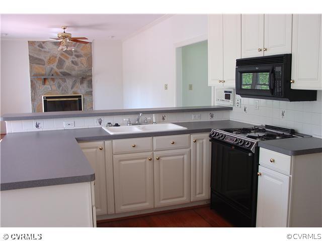 14311 Sylvan Ridge Road Chesterfield, VA 23838 - Photo 7 of 11 Kitchen