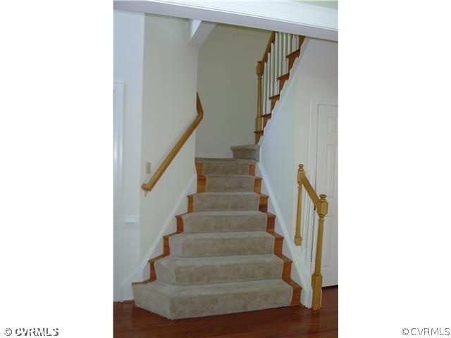 14311 Sylvan Ridge Road Chesterfield, VA 23838 - Photo 9 of 11 Foyer