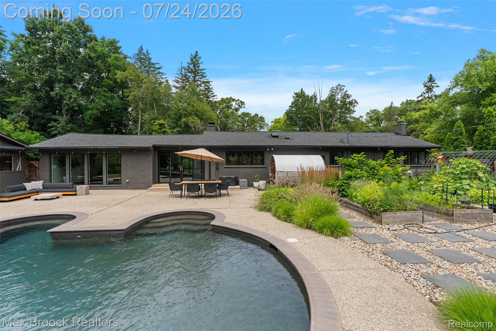 5553 Commerce Road West Bloomfield, MI 48324 - Photo 64 of 70 077-5553 Commerce-23.jpg